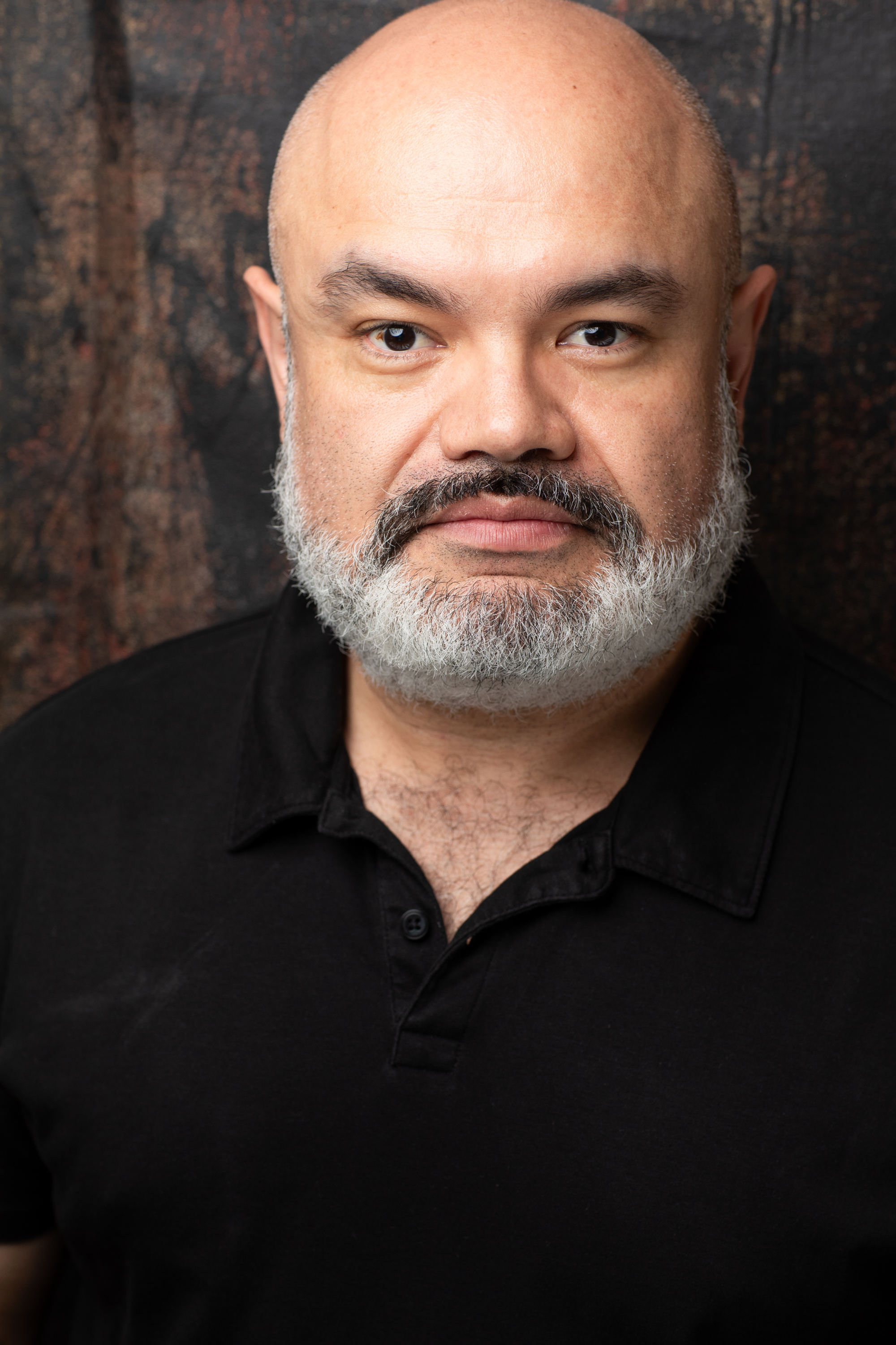 Erick Chavarria — live performance, stage presence